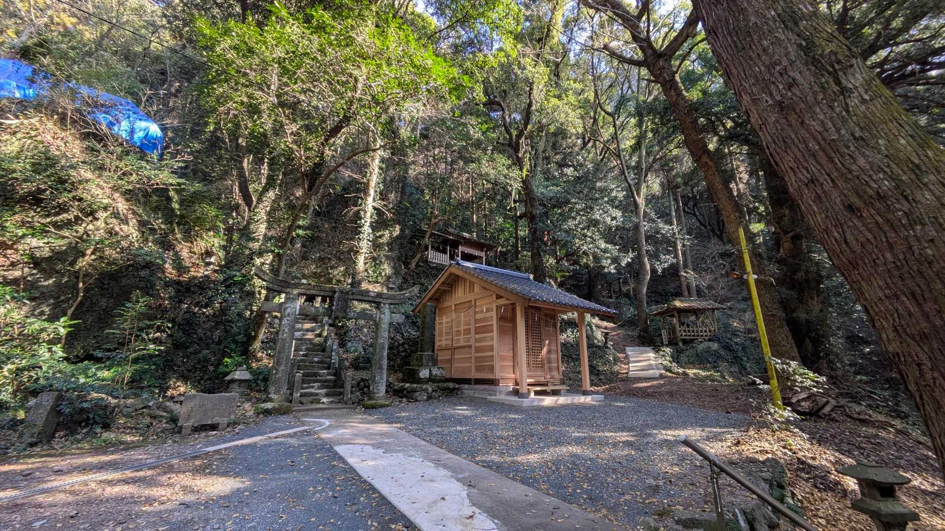 神社まで来ました
