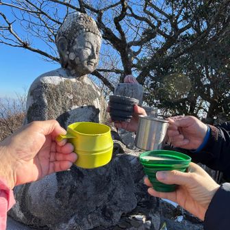 お釈迦さまも一緒に、乾杯〜♬