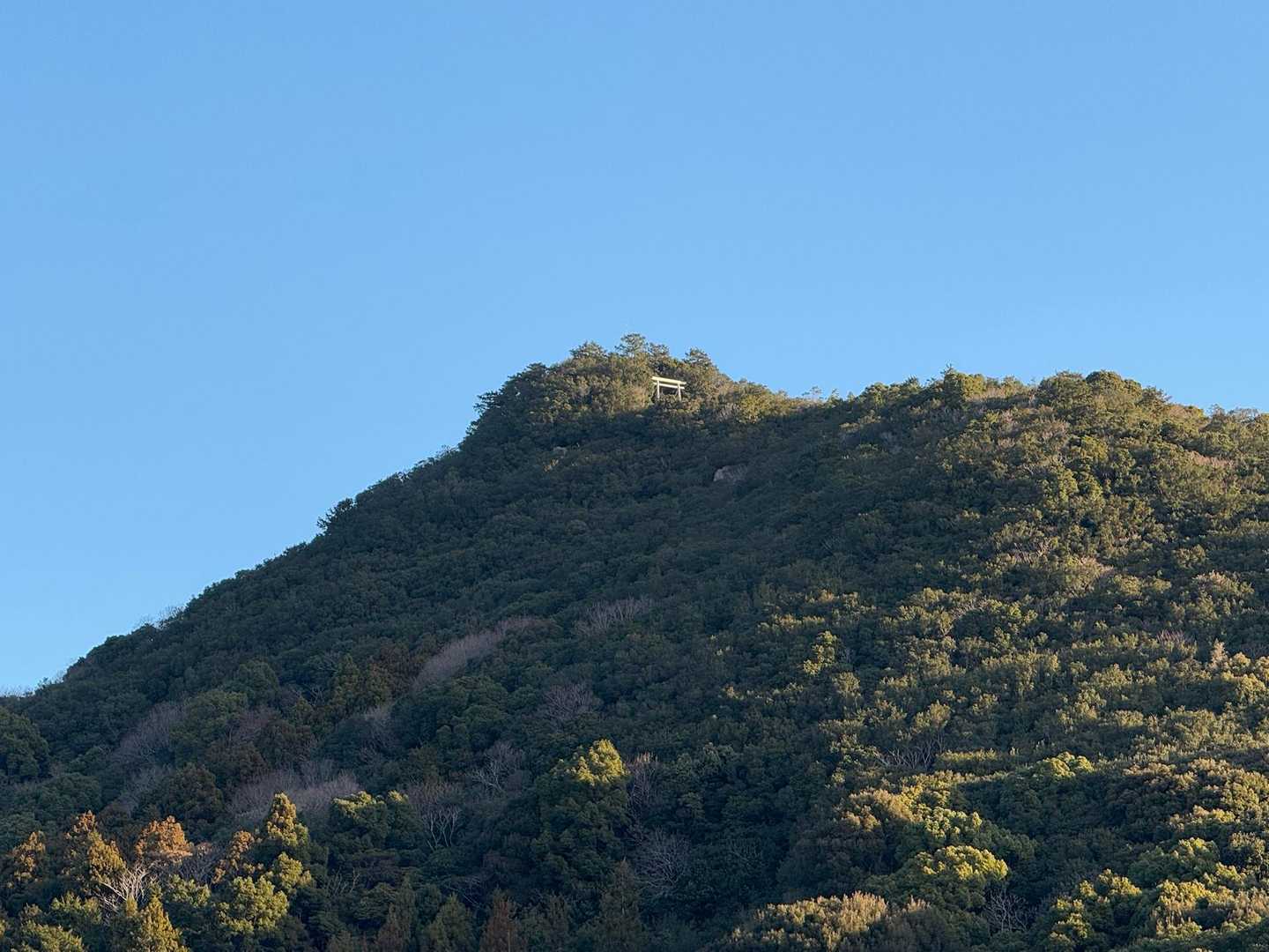 まず、山頂に鳥居のある五ヶ所浅間山⛰️を目指します😊