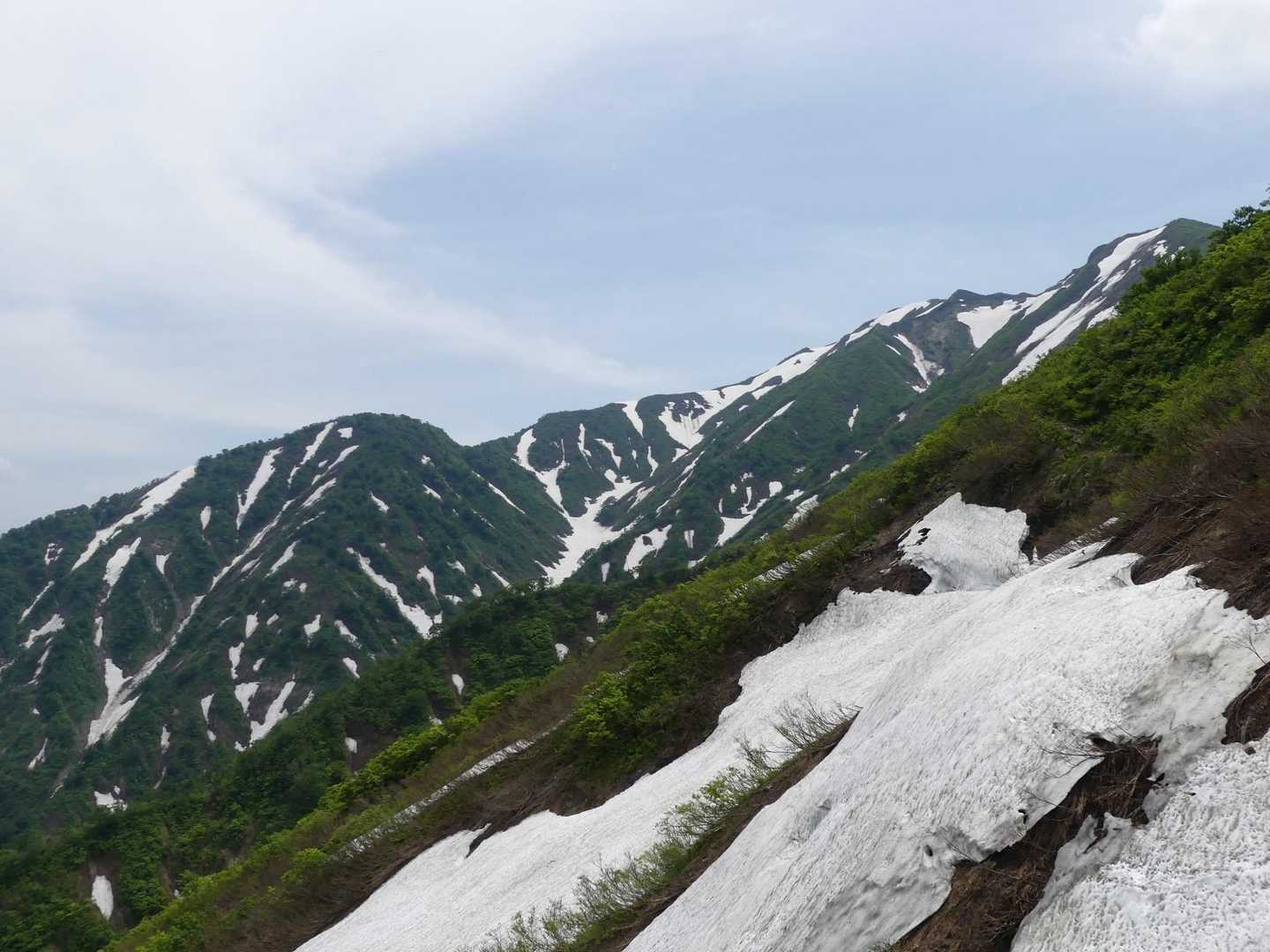 朳差岳（大石ダム彫刻公園）<千本峰・朳差岳>の写真