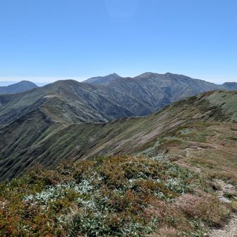 朝日連峰　主稜線