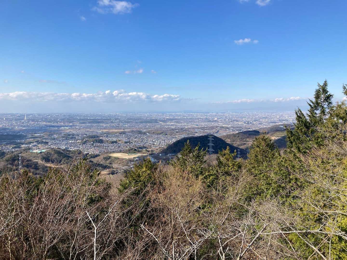 展望台から
大阪湾と奥に神戸が見えてるかな