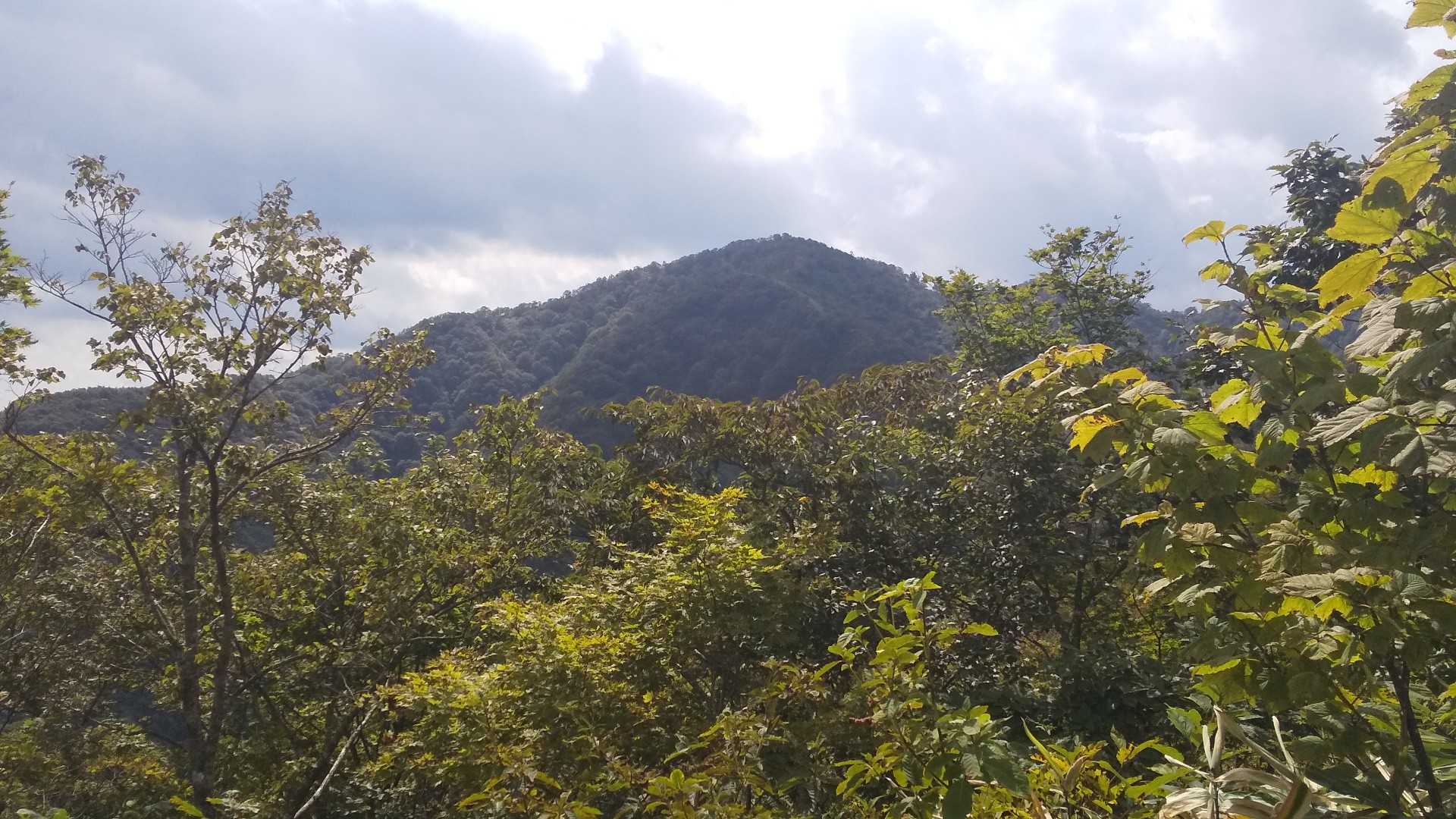 毘沙門岳が望めます