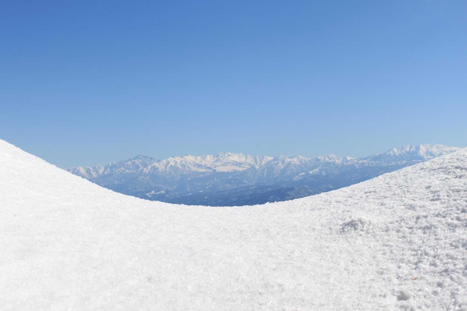 雪の額縁🤍