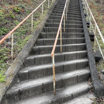 正丸駅の斜め階段