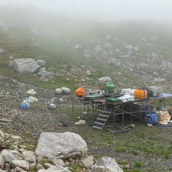 一ノ越山荘に水とか運んでるのかな…
