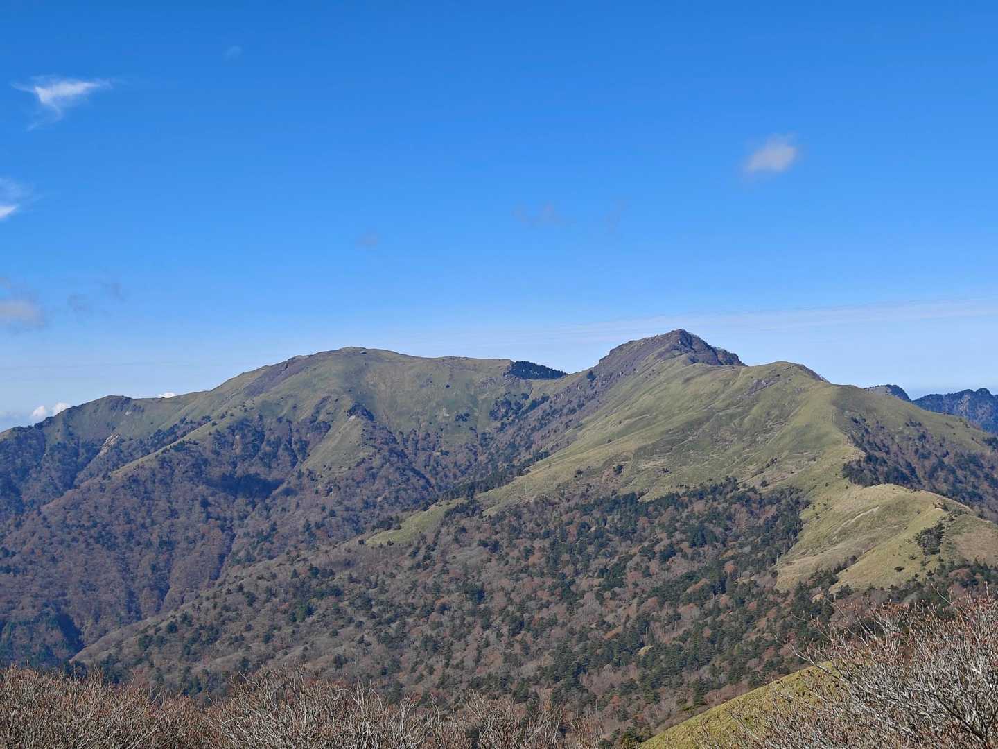 平家平-冠山-一ノ谷越-獅子舞の鼻-大坂屋敷越-大永山トン 縦走コースの写真