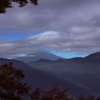 辛うじて富士山🗻