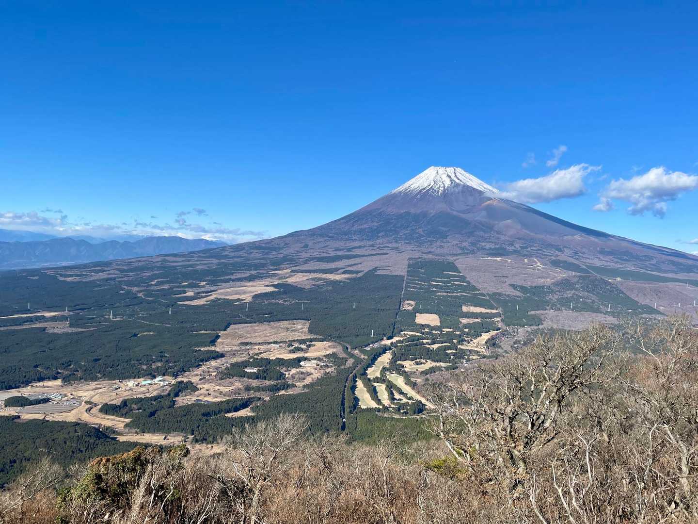 十里木高原登山口-越前岳-富士見台-富士見峠-黒岳-山神社 縦走コースの写真