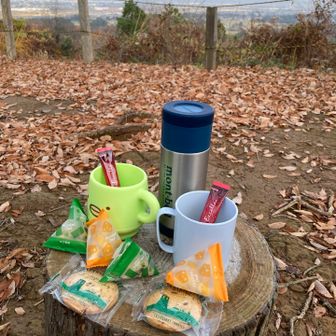 その後、ティータイム🫖またまたお菓子もろた〜^_^