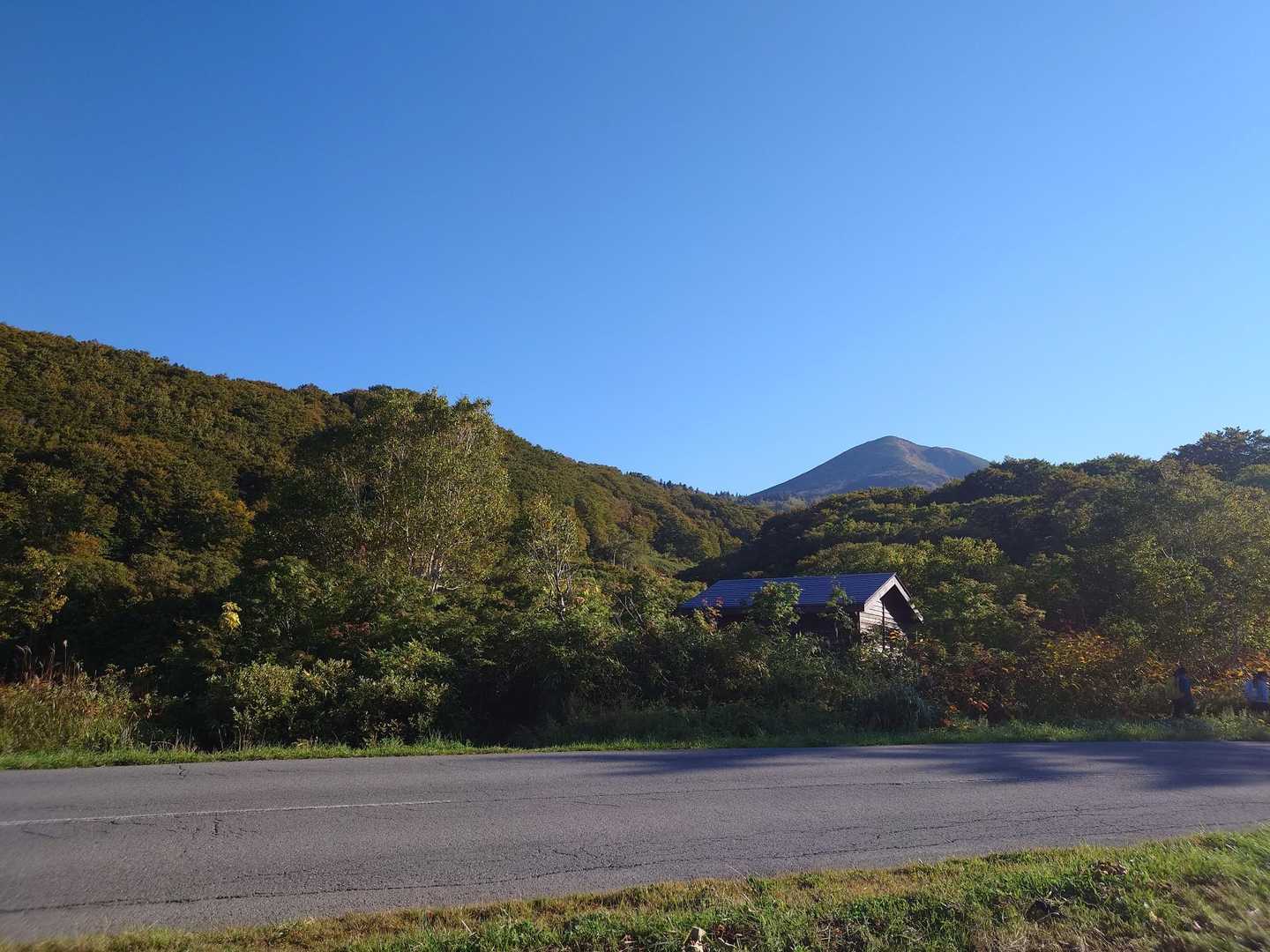 八甲田大岳登山口-八甲田山-井戸岳-毛無岱湿原経由八甲田登 縦走コースの写真