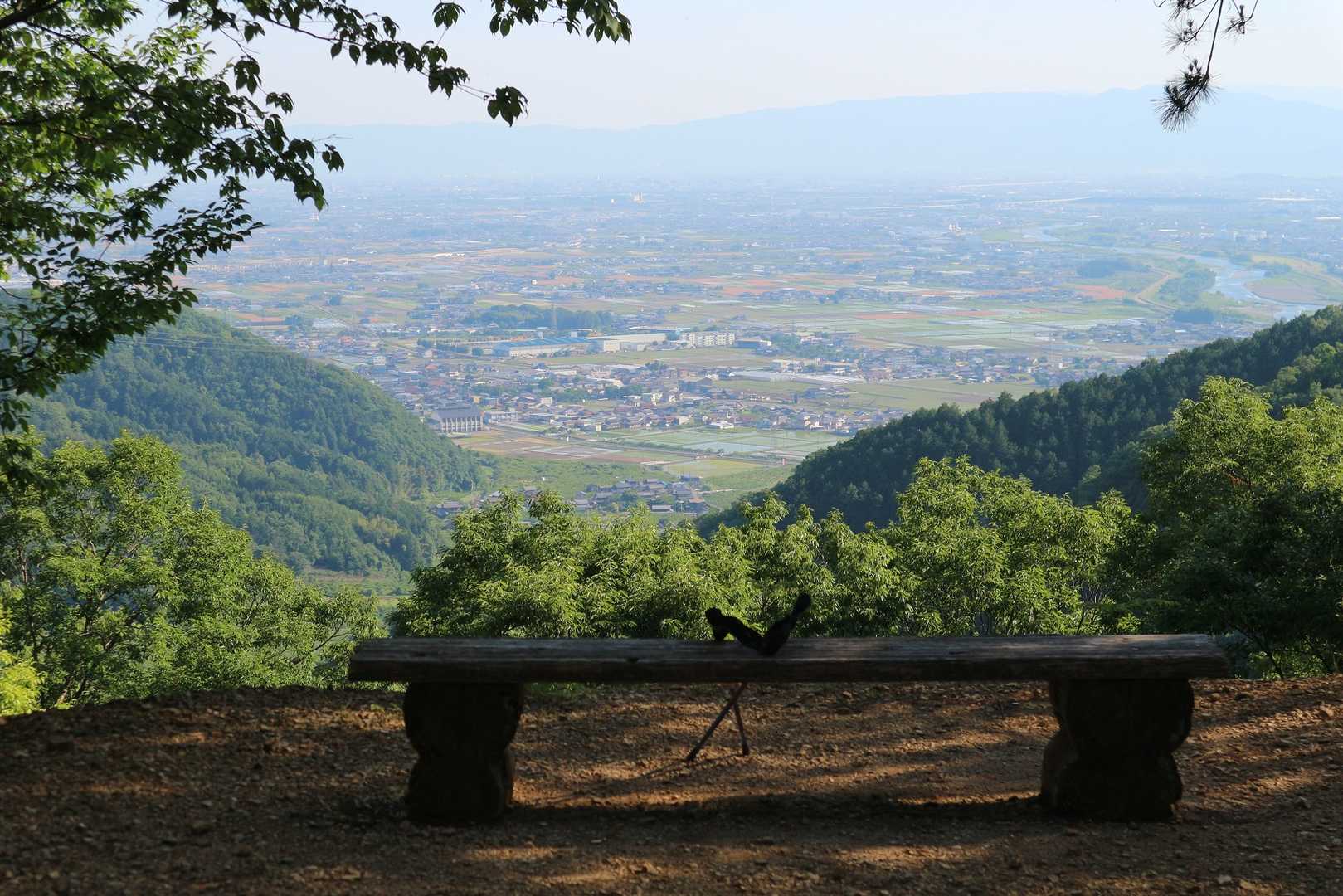 私ソロ時の写真
歩き続けていられず、
ここで少し休憩してました