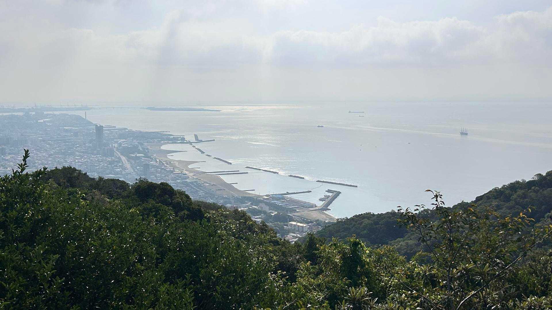 景色は水蒸気多め。