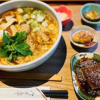 湯葉かき玉うどん
うまうますぎる〜😋

気が付いたら2時間半も滞在してました😅