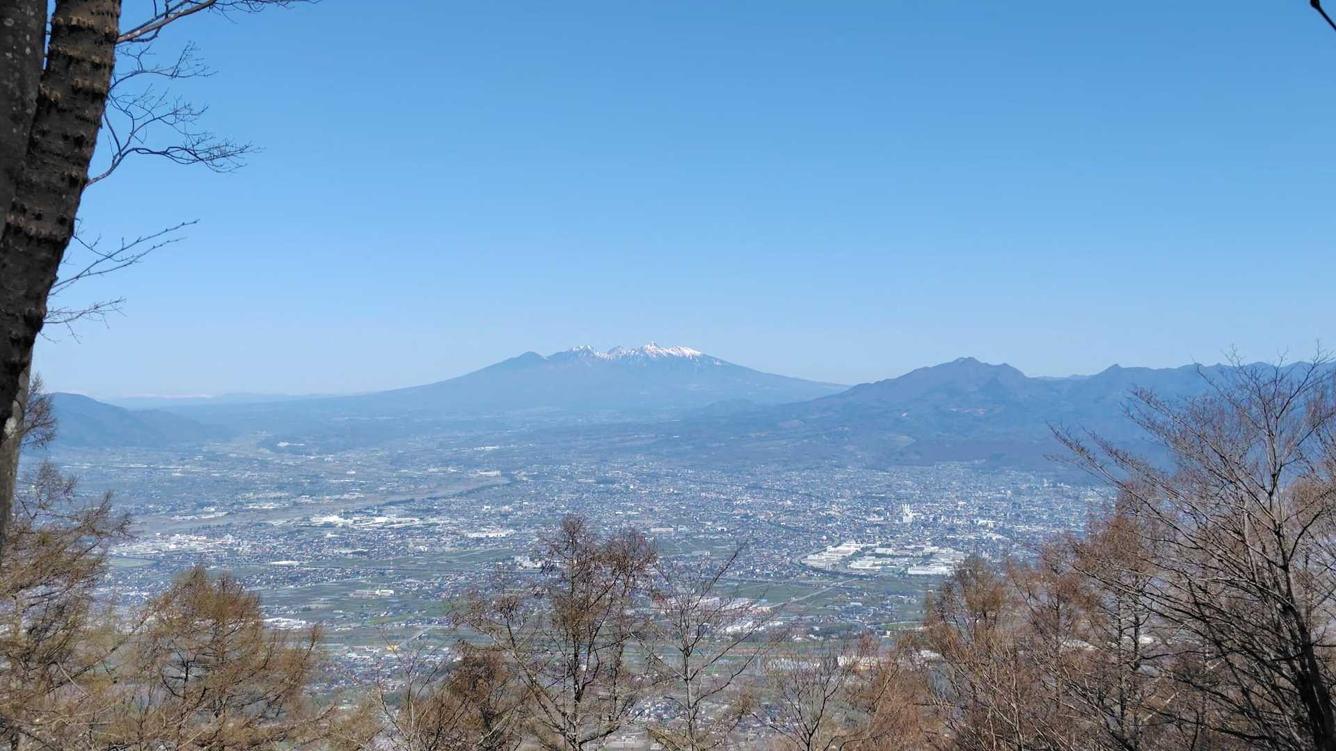 八ヶ岳と茅ヶ岳、金ヶ岳
