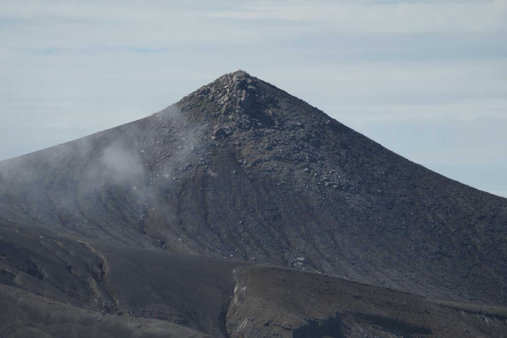 十勝岳山頂
