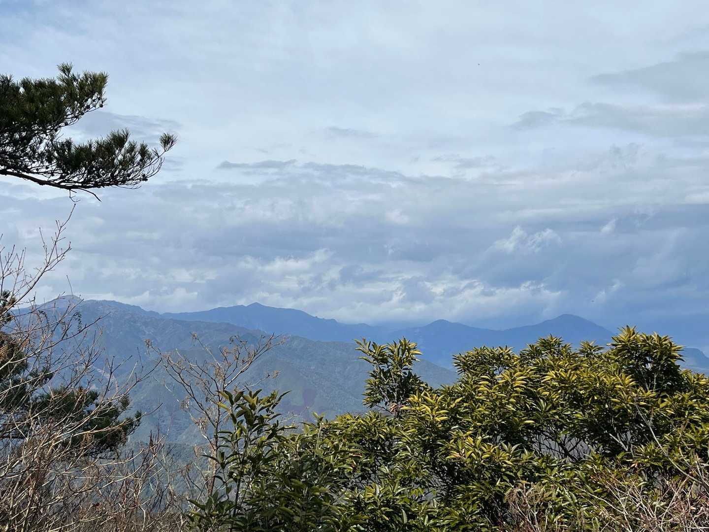 ひべら山-可愛岳-烏帽子岳 周回コースの写真