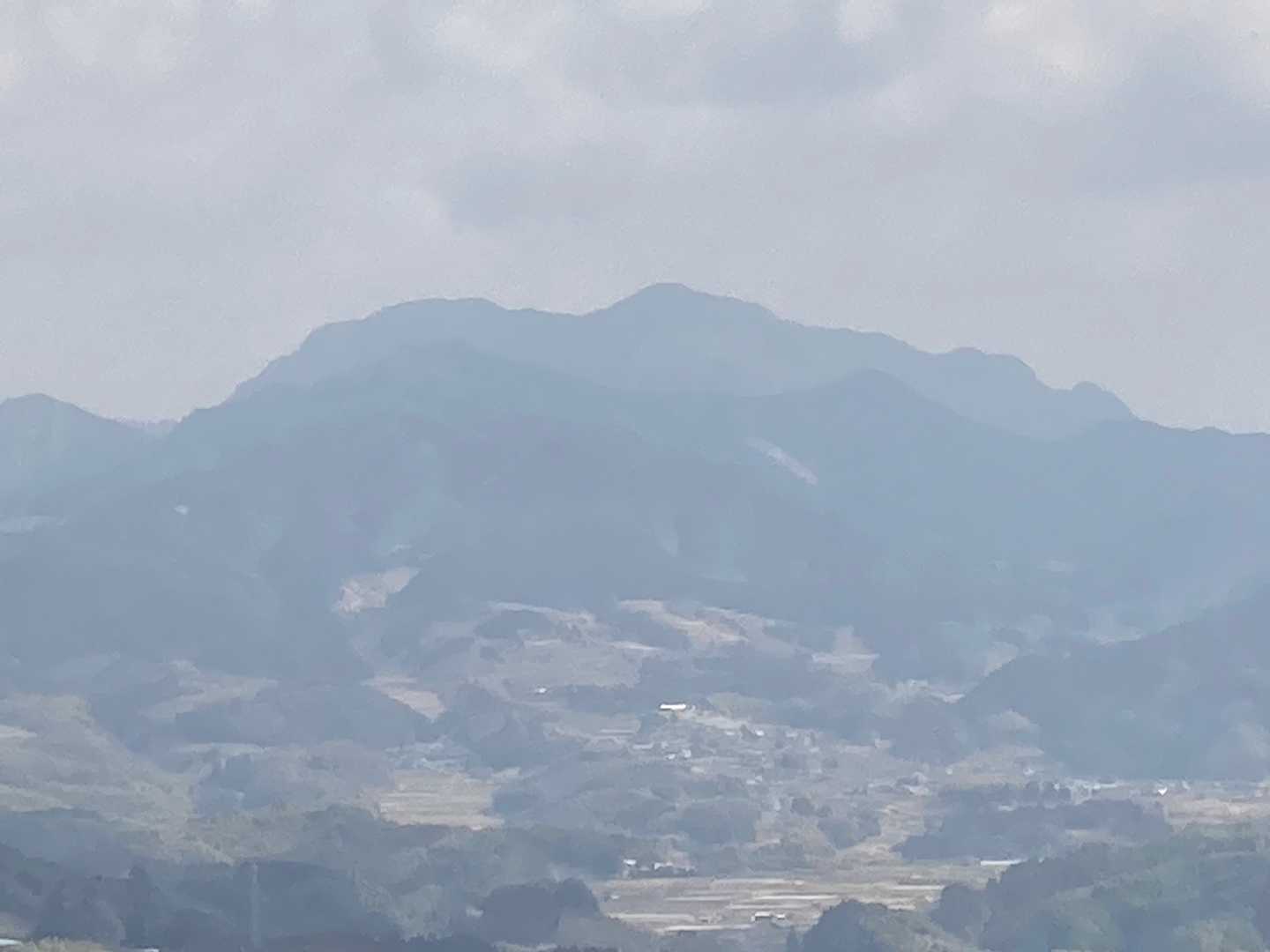 八方ヶ岳方面はよく見えるのだけど…