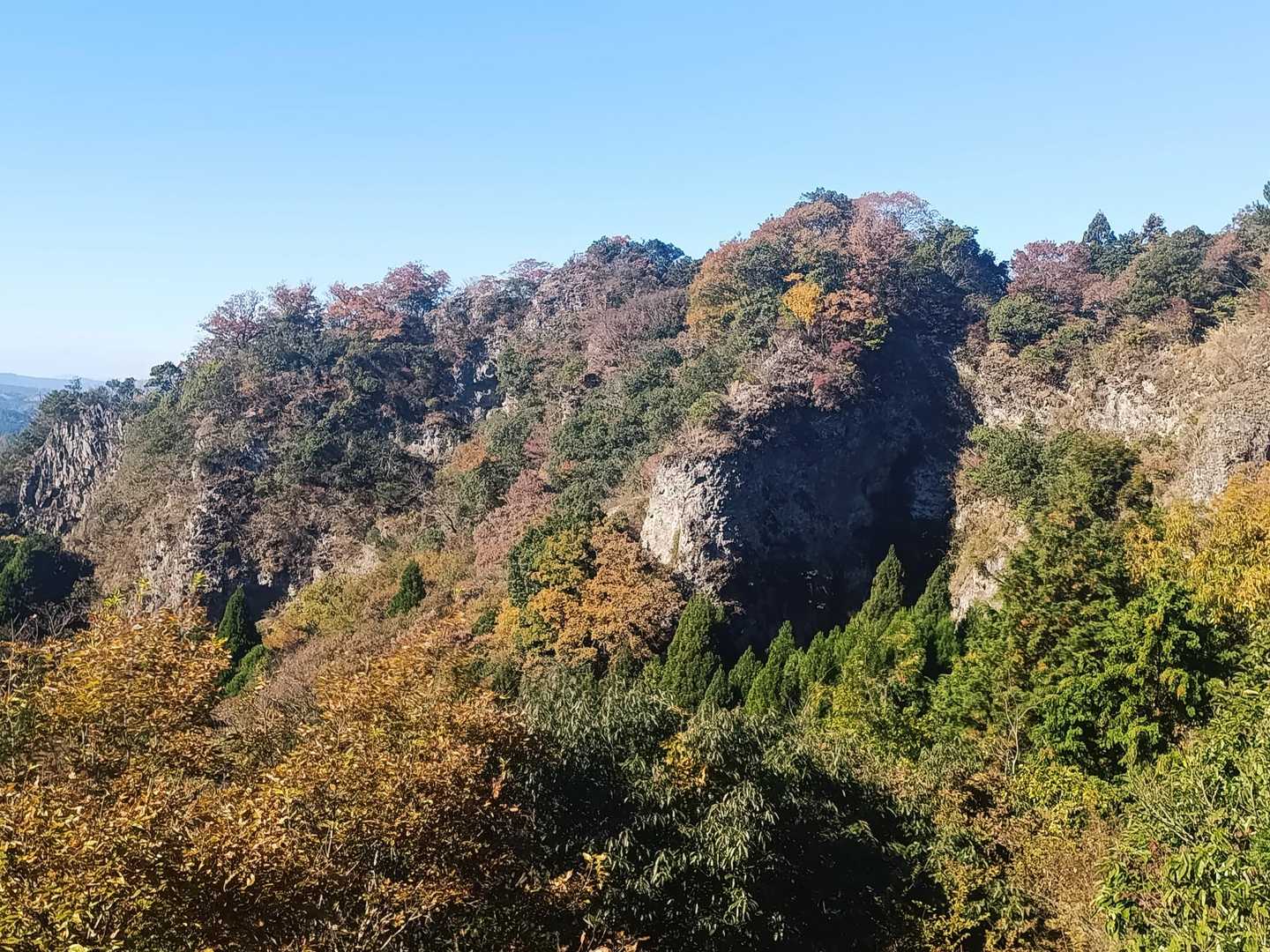 万里の長城まで降りてきた