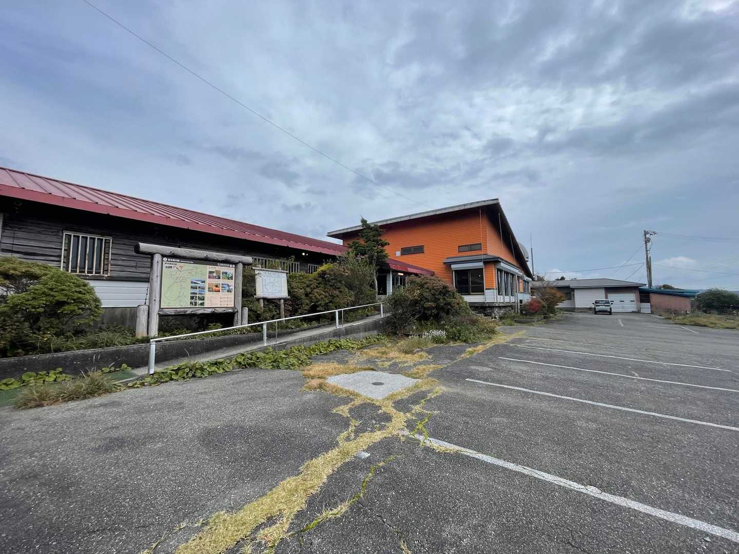 あっ！！立派な山荘です🏠👏✨少しここへお邪魔してみましょう☺️