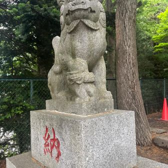 仔狛犬　頭ぺしっ