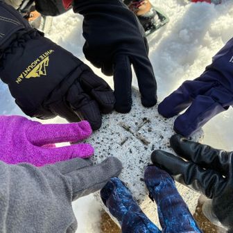 全員で三角点にご挨拶✌️