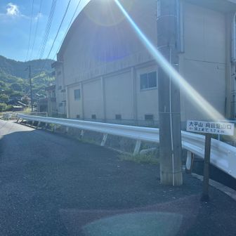 ところどころに案内はあります、が、わかりにくい