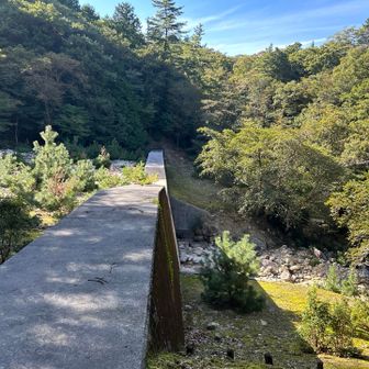 砂防
どういう理屈で作られるのか？と考えながら下山
