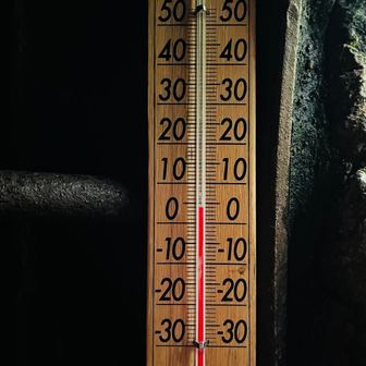 中は4℃で、本当自然のクーラーでした😃