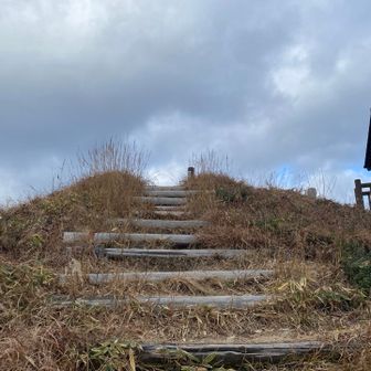 山頂も雪はなし☃️