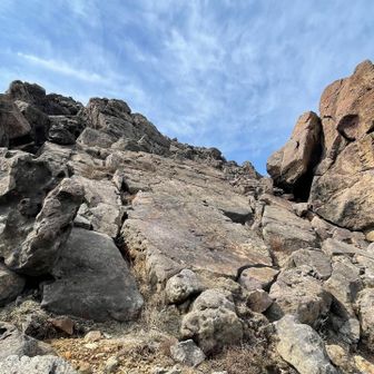 すがもり↖︎三角山登り中⚠️