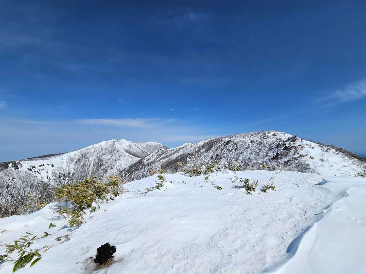 笹谷峠-大関山-ハマグリ山-トンガリ山-山形神室岳 往復コースの写真