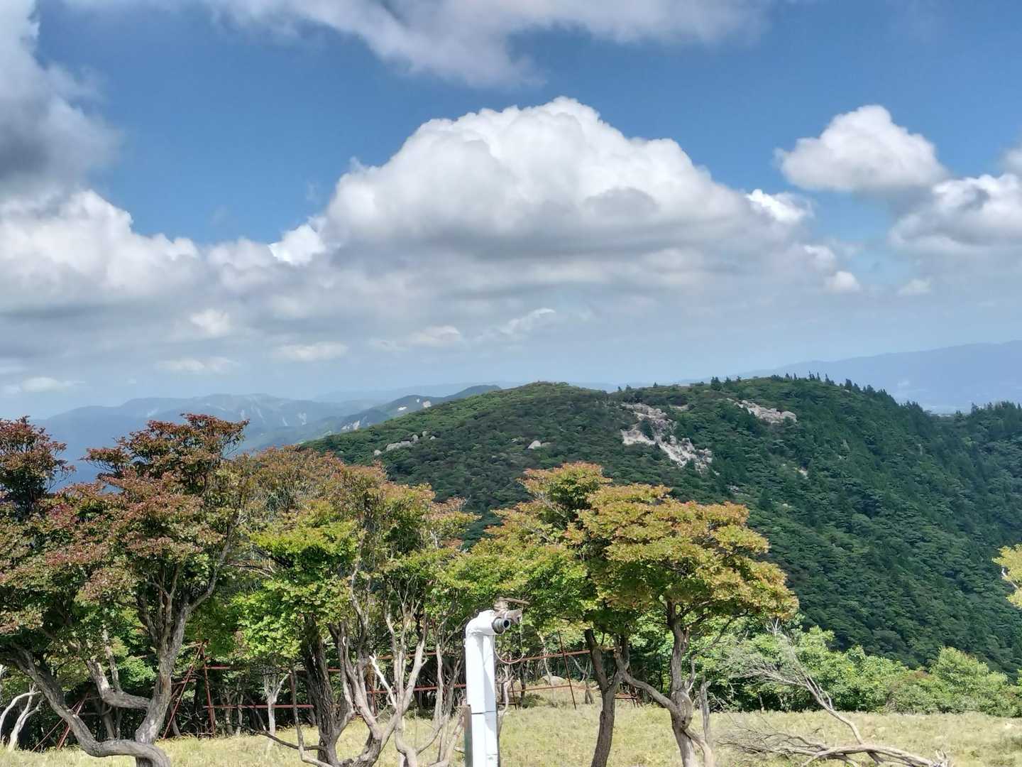  御在所ロープウェイ 山上公園駅-御在所岳 往復コースの写真