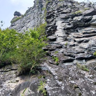 往路、屏風岩から獅子岩へ。
獅子岩の取付き部。