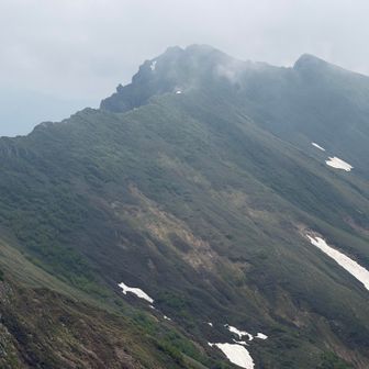 ヤベッ雲がかかり始めた！！
やはり午後から雲が湧くってあるあるだよね〜