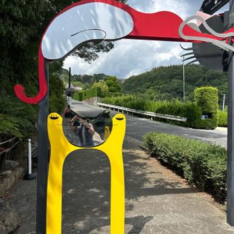 ベンチがあったのでここで一休み😪
