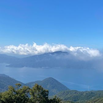 雲がかかってしまってはっきりは見えない🫥けど中々良い景色でした