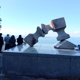 観光客もたくさんいて人気スポットのようです✨