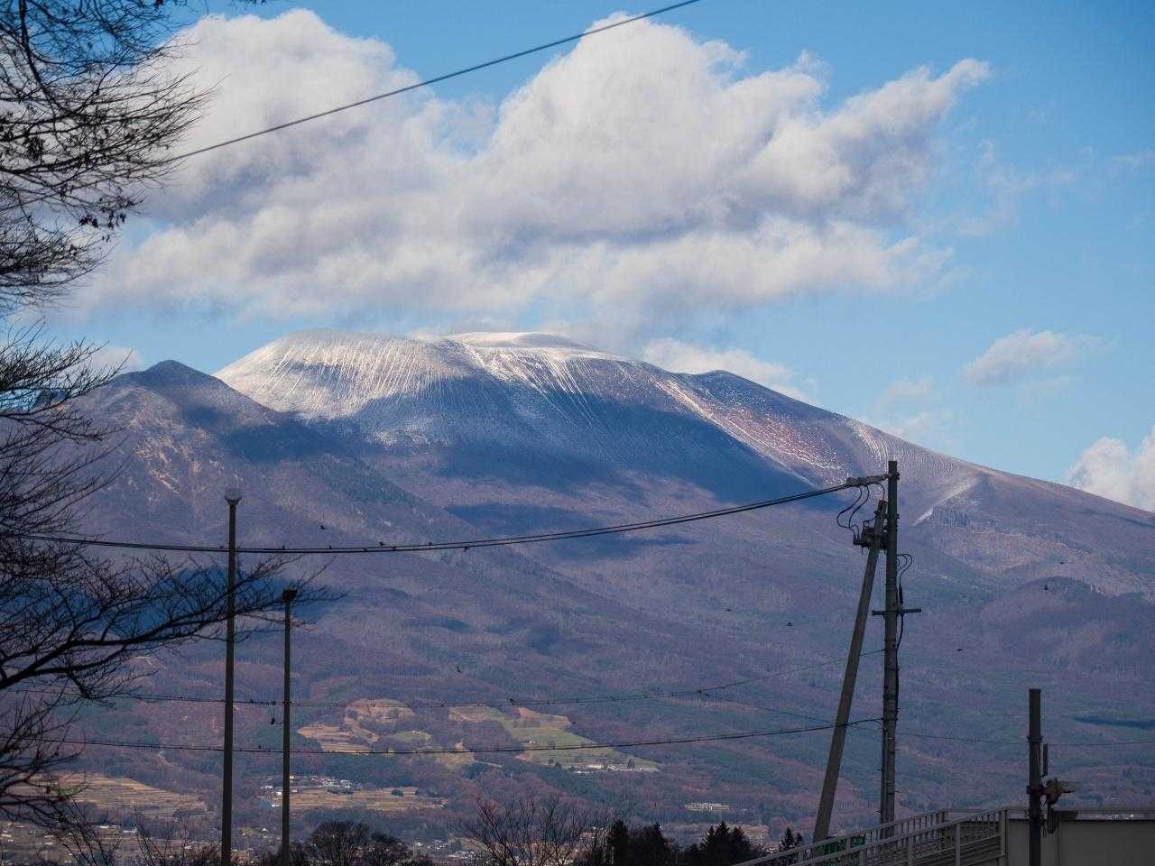 山に登らなくても浅間山がドーンだ