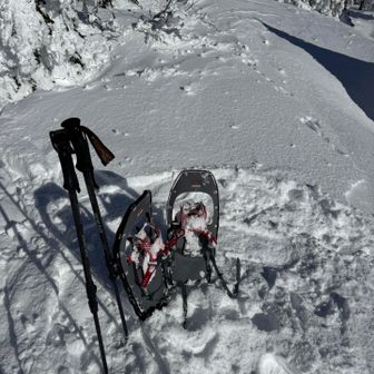 スノーシュー脱いで