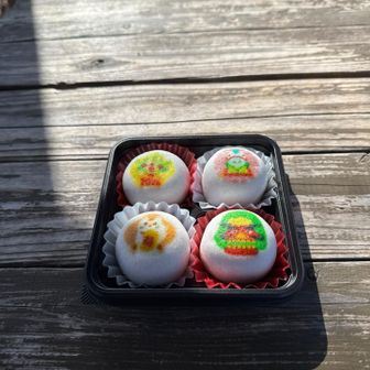 風が緩いうちに！

縁起良さそうな薯蕷饅頭。