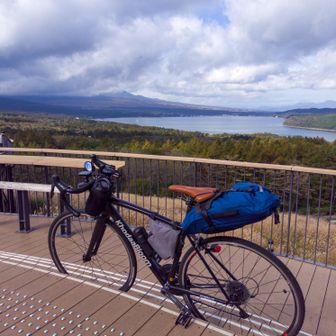 山中湖を後にし明神山パノラマ台に来ました。
トイレがとてもきれいだった！