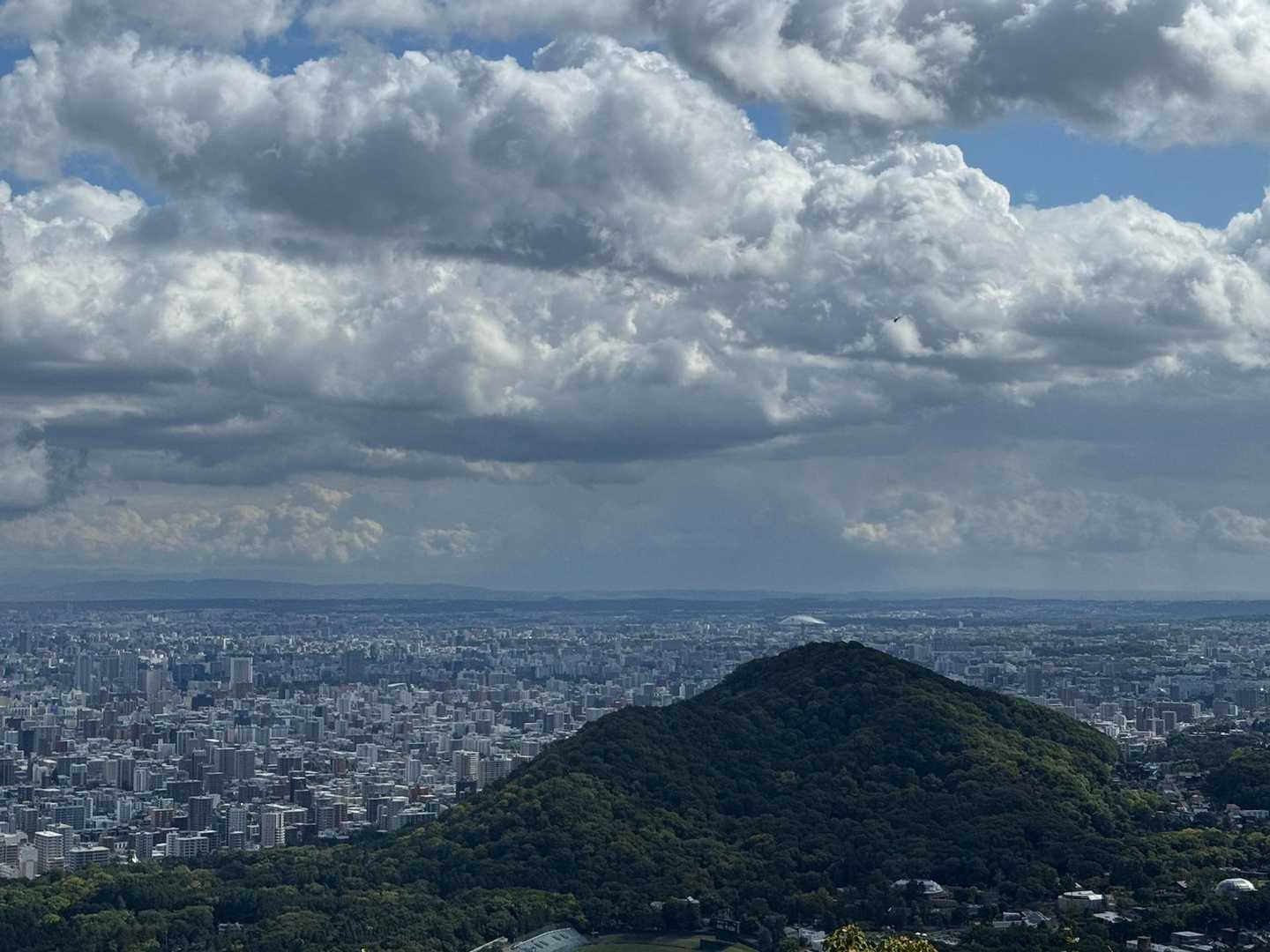 三角山往復｜初めての山歩でも安心して札幌市街地を一望の写真