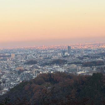 茶屋隣の展望台に出ました