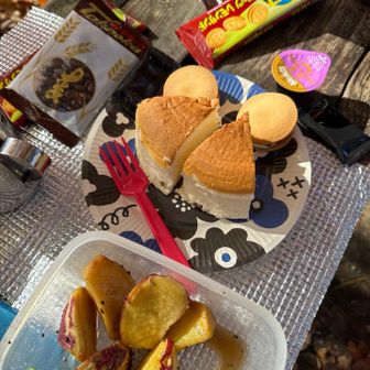 みんな美味しそうでカロリーオーバー気味
私は貰い物の🍠で大学芋作って来た