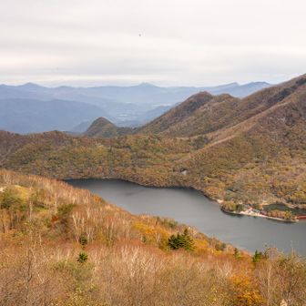 地蔵岳から見るこの景色はお気に入り。曇っていますけどね