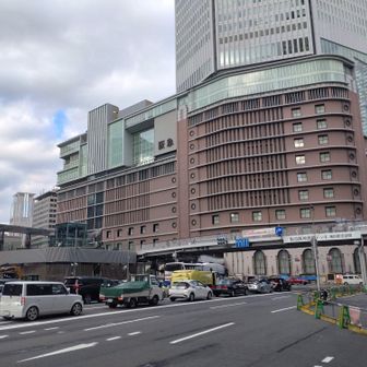 大阪市 御堂筋起点の阪急阪神前でゴールです