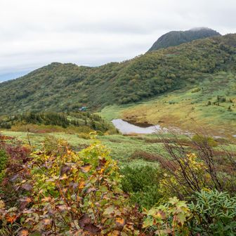 Day2️⃣妙高山へ 写真少なめ
奥が、妙高山  ダイダラボッチ感
一山超える感じ（外輪山）