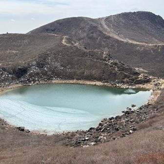 少し凍ってました！