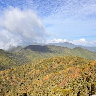 北岳、仙丈ヶ岳あたり。
この日も富士山みれず🗻。